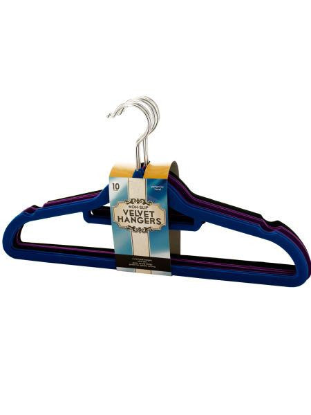 Non-Slip Velvet Hangers (Available in a pack of 1)